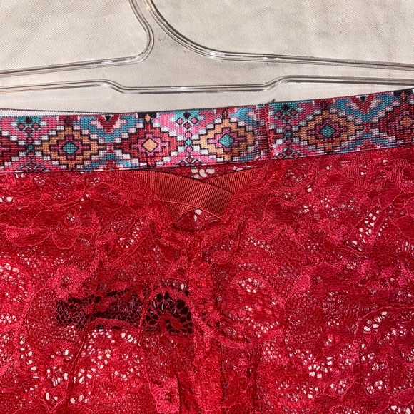 2 for 1 Magenta and orange lace cheekies - Picture 4 of 6